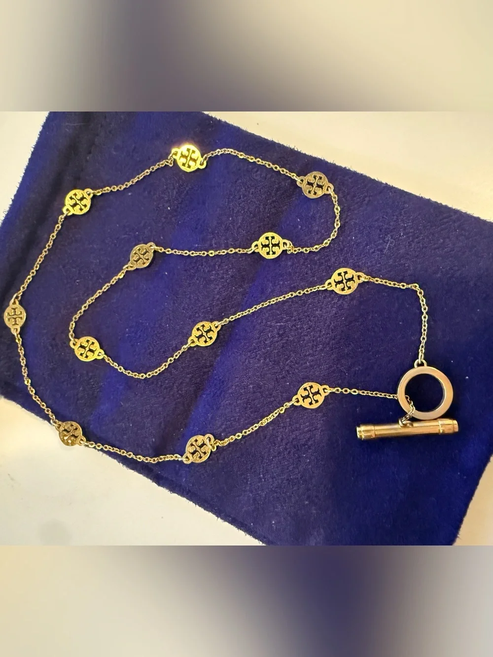 TORY BURCH Logo Toggle Short Necklace in 18k Gold Plate